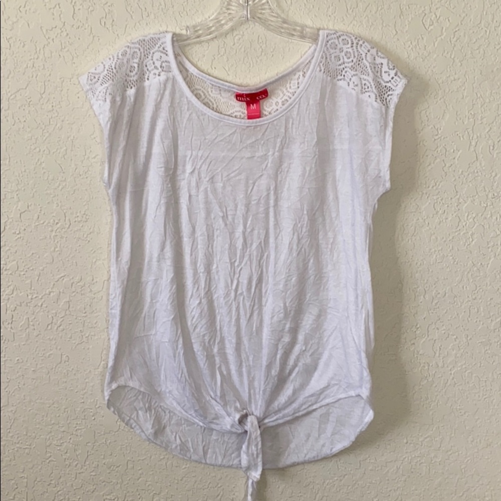 Mix & Co. White Tie-Front Shirt Sz M
